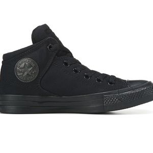🆕 Converse (all black) brand new! Rarely worn!